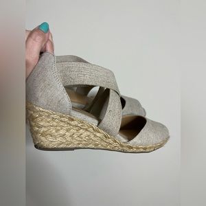 White Mountain Hudlin Wedge Sandals